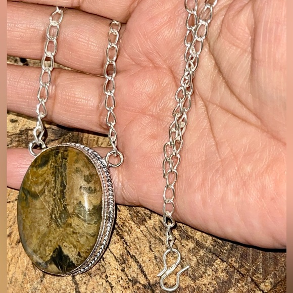 Brown Dendritic Jasper Pendant Necklace - Picture 8 of 14